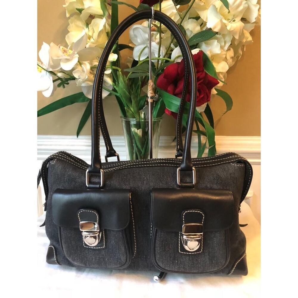 Classic Black and Gray Crossbody Satchel - Stylish Everyday Bag
